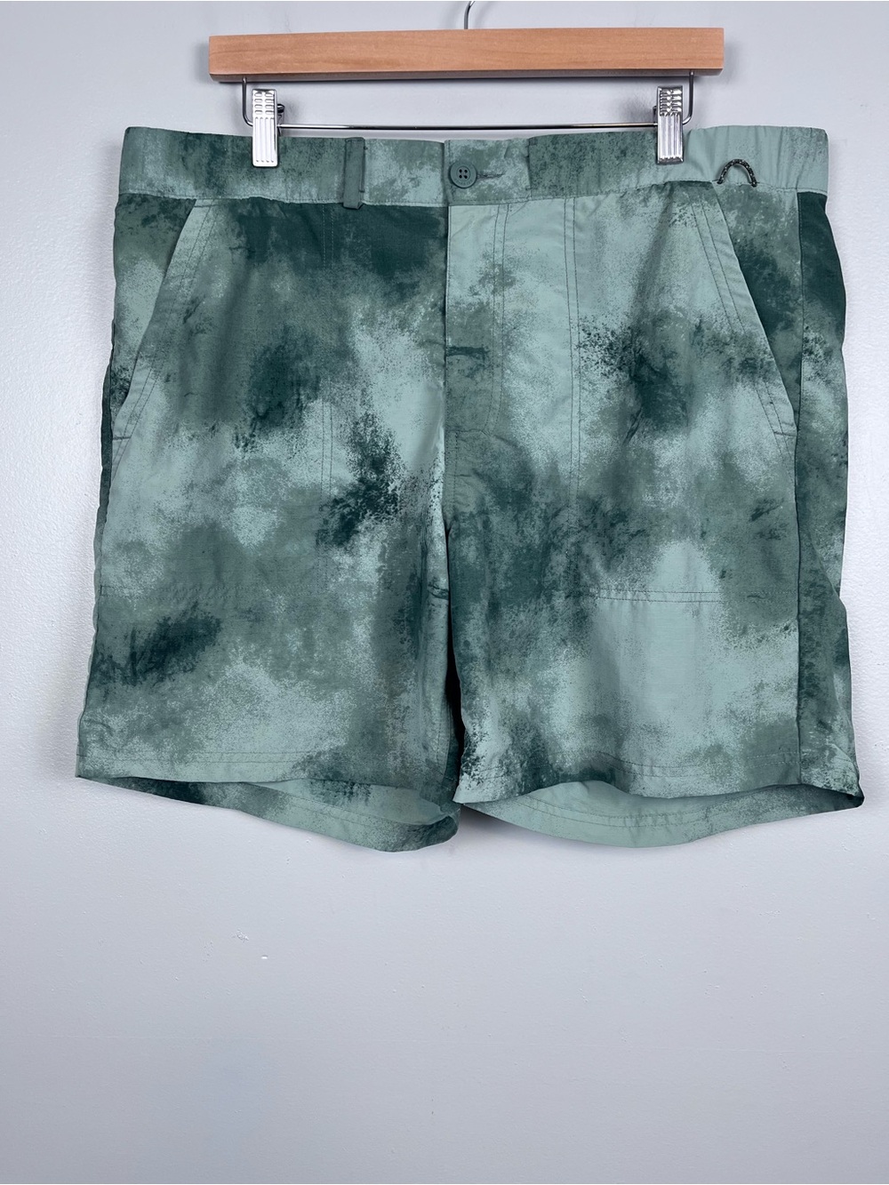 REI Co-op Men's Nylon Blend Abstract Hybrid Hiking Shorts Size L; Outdoor, Beach